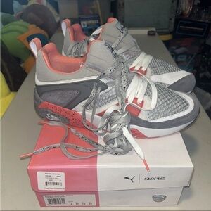 PUMA - Blaze of Glory OG  X Staple Pigeon 13 US Silver/gray/Lunarock/Peach Shoes